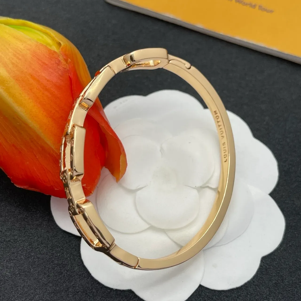Louis Vuitton Chain Reaction Monogram Rose-Gold Tone Pulseira 5
