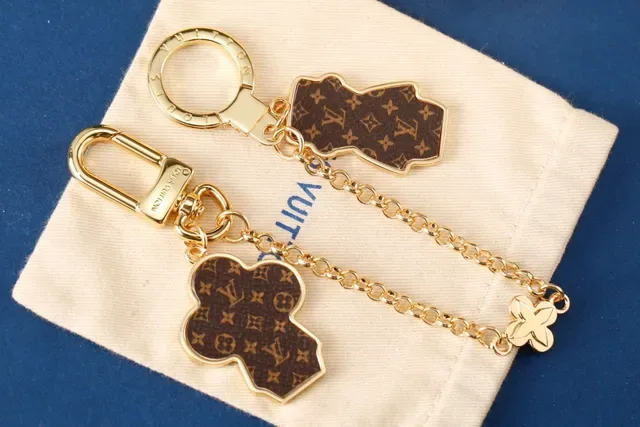 Louis Vuitton Pulsera Charms Dorado Beige Metal Cadena Charm-Link Bracelet 7