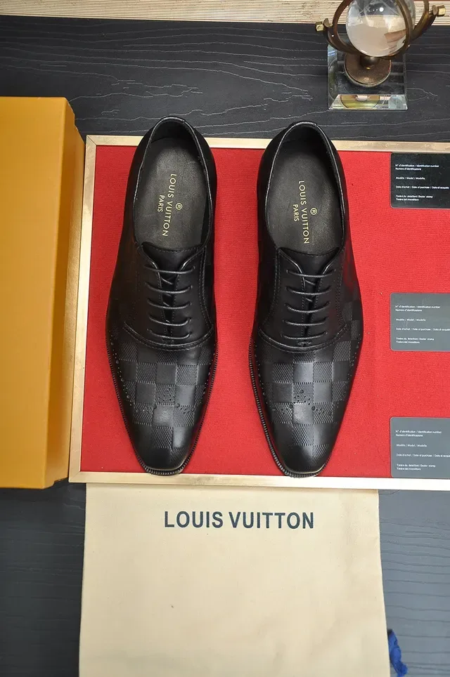 Louis Vuitton Checkerboard-Embossed Brogue أحذية أوكسفورد 5