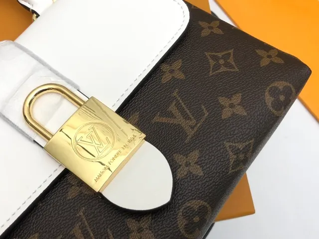 Louis Vuitton Dauphine সাদा এবং Monogram Canvas Tote Bag 8