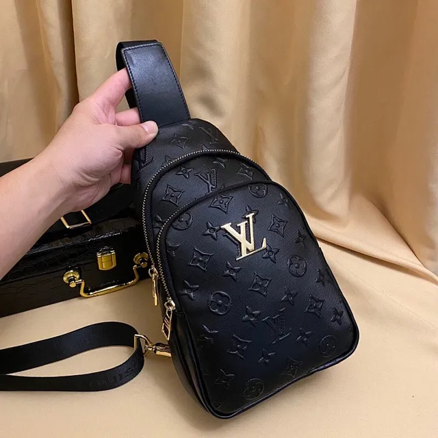 Louis Vuitton DD662 أسود ذهبي مونوغرام-مبطن جلد تركيبات معدنية حقيبة كروس بودي 2