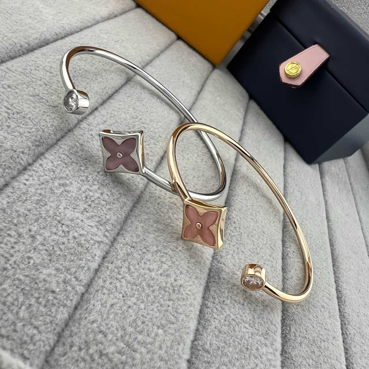 Louis Vuitton Flower Bracelet Silver Gold Open Bangle Quatrefoil Motif Bracelet 3
