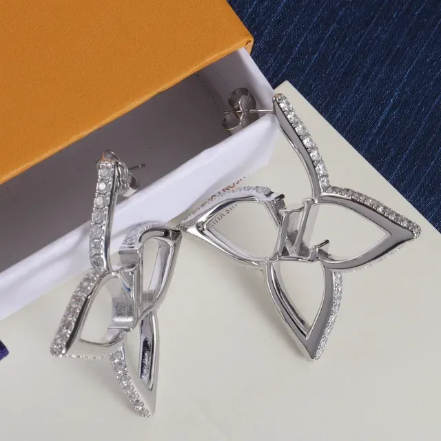 Louis Vuitton Aretes Florales Dorados Plata Abiertos Floral Pavé Cristal Borde 4
