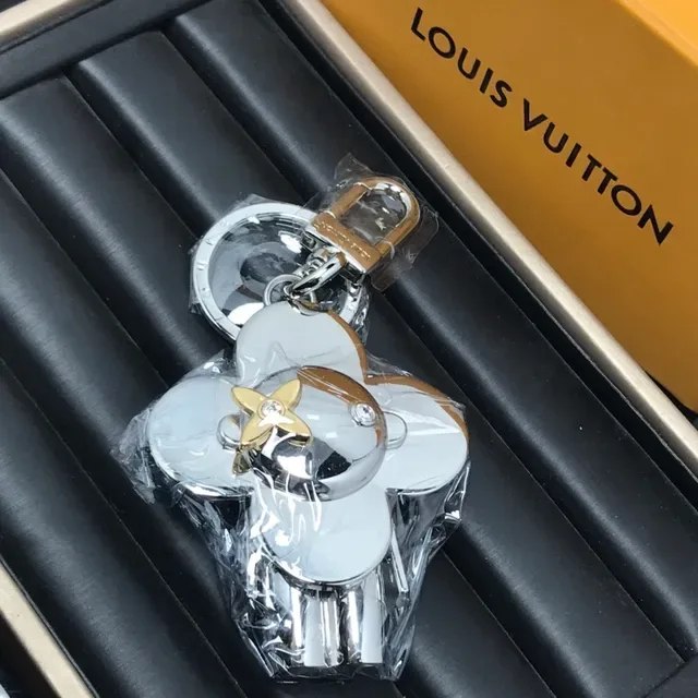 حقيبة كتف Louis Vuitton Flower Lock Silver Gold Metallic Crystal-Accented 3