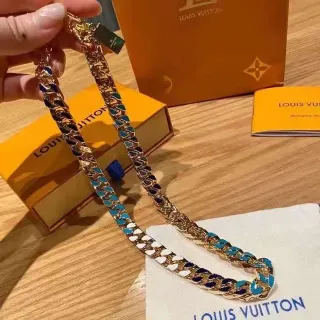 Louis Vuitton Colar Corrente com Esmalte Gota Dourado