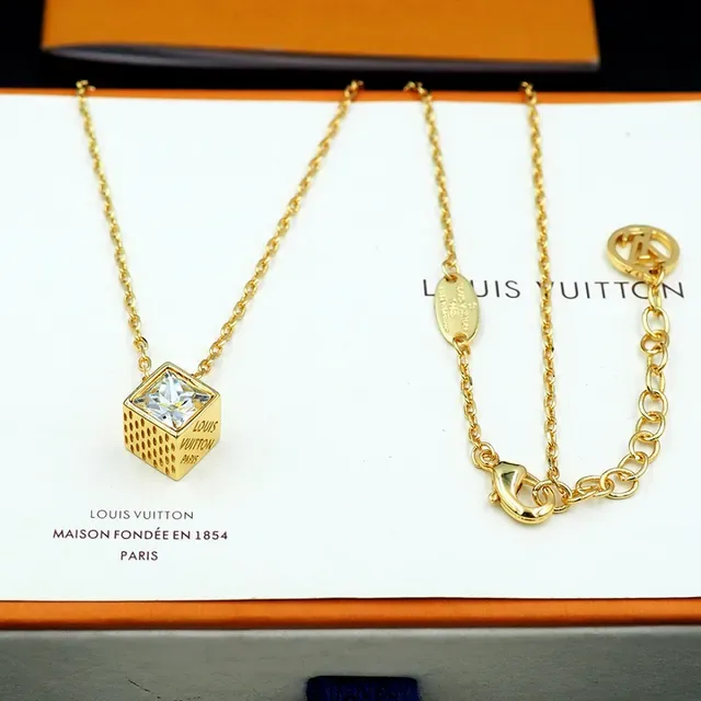 Louis Vuitton Gold Transparent Chain Square-Cut Crystal Pendant Necklace 7