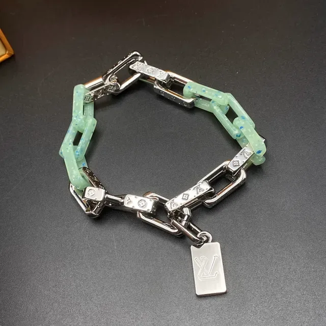 Louis Vuitton Jade Green and Silver Chain Link Necklaces 2