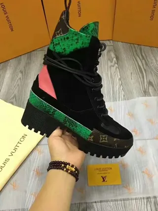 路易威登 Le Cagole Boot 黑色 绿色 粉色 蛇皮 踝靴 3