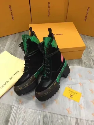 路易威登 Le Cagole Boot 黑色 绿色 粉色 蛇皮 踝靴 6