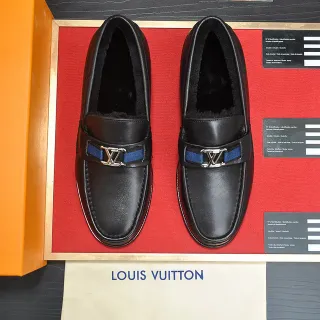 Louis Vuitton লোফার কালো নৌবাহিনী চামড়া শিয়ারলিং লাইন্ড লোফার