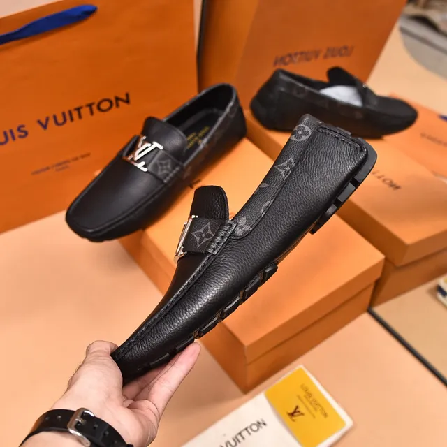 Louis Vuitton लोफर काला चांदी दानेदार चमड़ा धातु LV बकल पट्टी लोफर 8