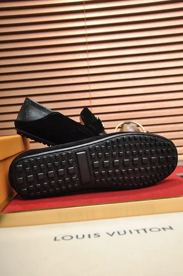 Louis Vuitton Moccasins Noir Daim Monogram Toe Cap Moccasins 4