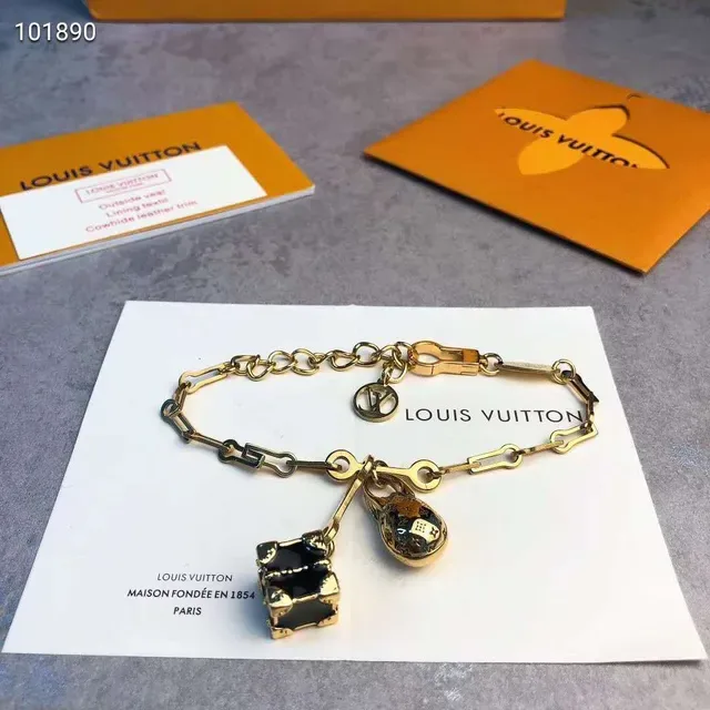 Bracelet Louis Vuitton Lockme Chaîne à maillons Or Noir LV Monogram Cadenas Charme 3