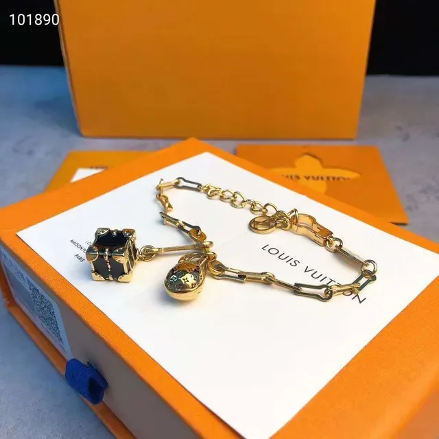 Bracelet Louis Vuitton Lockme Chaîne à maillons Or Noir LV Monogram Cadenas Charme 5