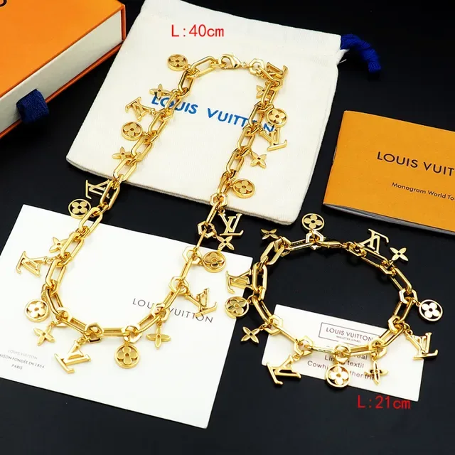 Louis Vuitton LV Corrente Encanto Colar Tom Dourado 9