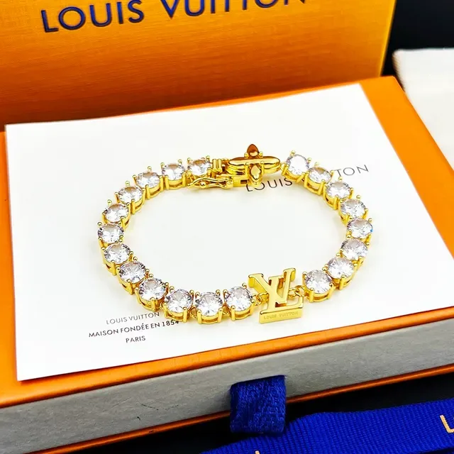 Louis Vuitton LV Crystals Crystal-Encrusted Monogram Clasp Bracelet 8