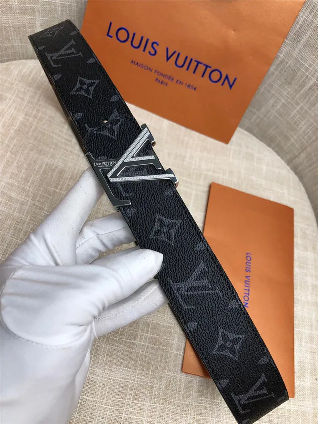Louis Vuitton LV Initiales काला भूरा Damier Check कैनवास पॉलिश्ड सिल्वर-टोन बकल चमड़े की बेल्ट 16