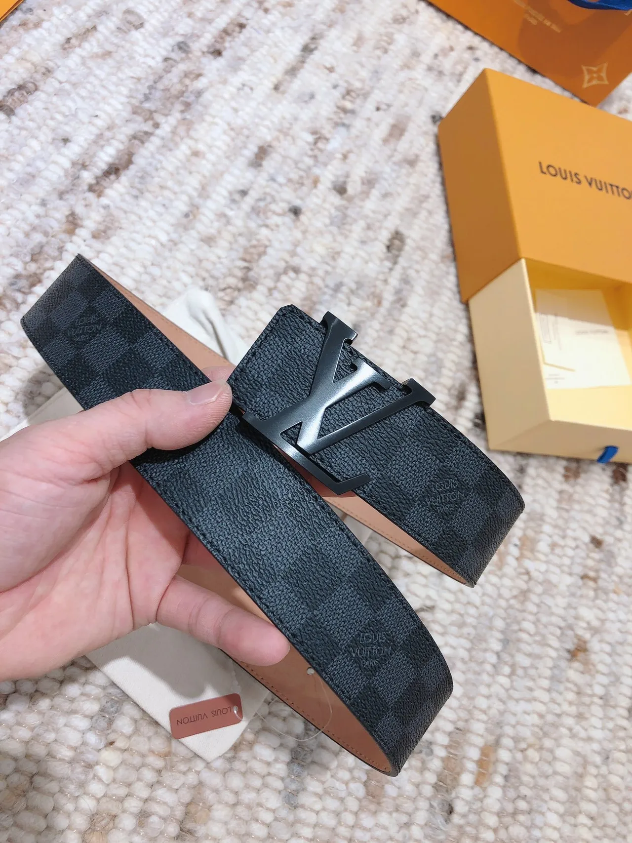 Louis Vuitton LV Initiales Damier Graphite Cinto de couro 7