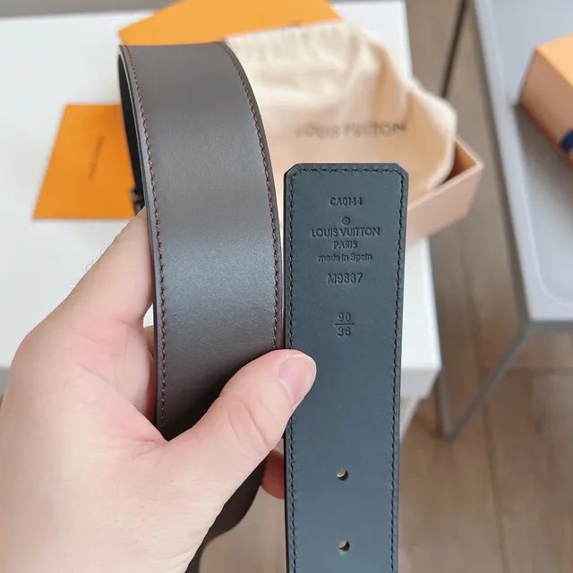 Louis Vuitton LV Initiales Cinto de couro 5
