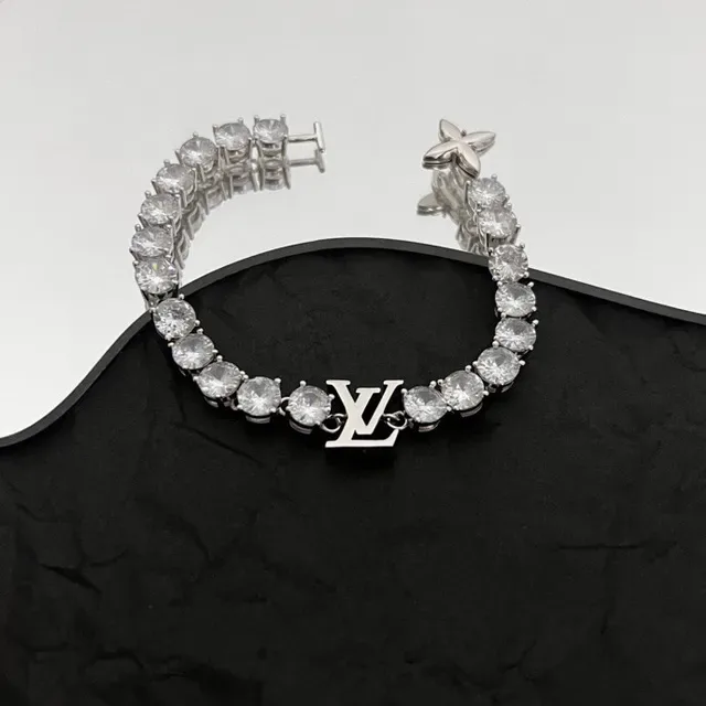Bracelet Louis Vuitton LV Star Argent Transparente Cristal Incrusté Monogrammé 6