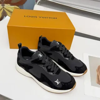 Louis Vuitton LV Trainer Zapatillas Lifestyle Negras y Blancas Ante y Cuero Superior Construcción de Panel Asimétrica