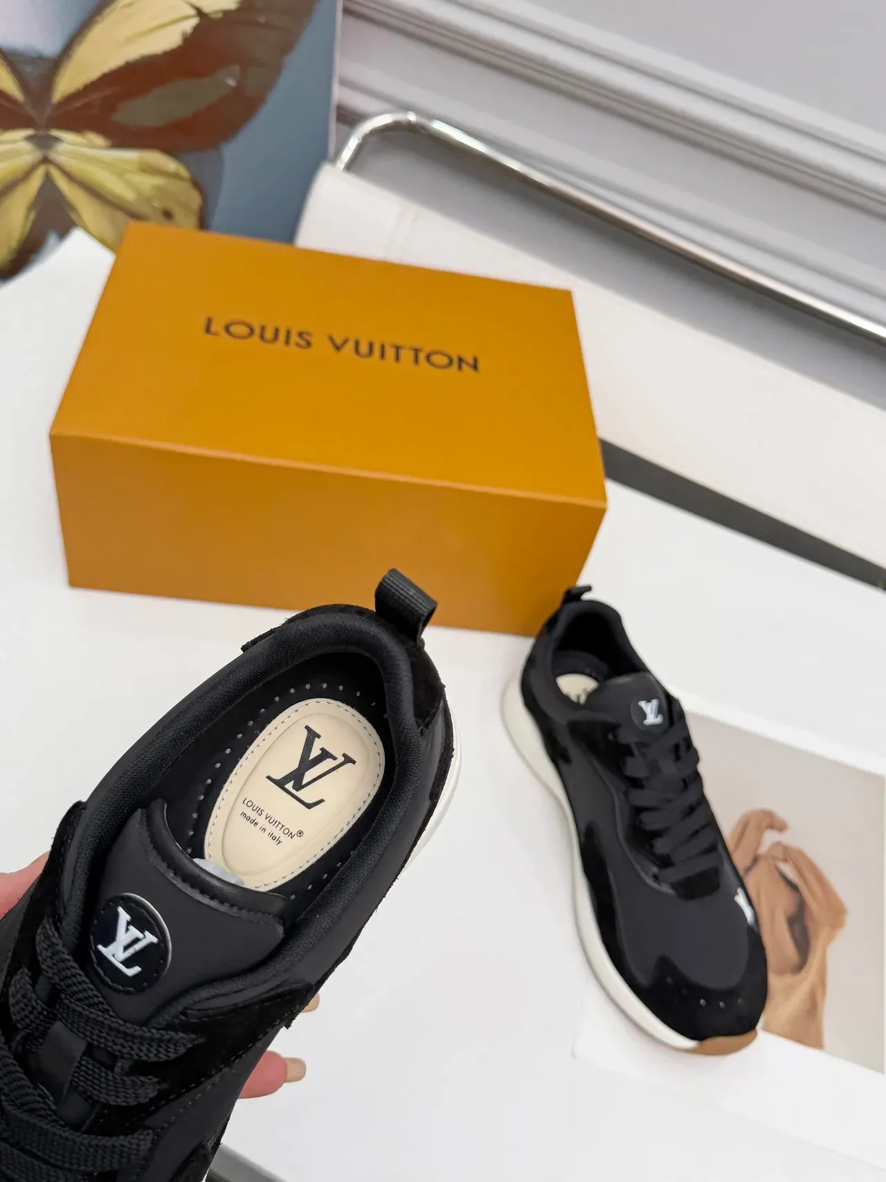 Louis Vuitton LV Trainer 黑白 双层麂皮和皮革鞋面 不对称面板结构 生活方式运动鞋 5