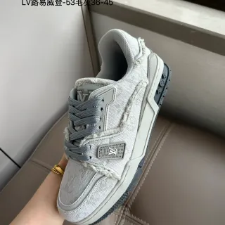 Louis Vuitton LV Trainer cinza Monogram Jacquard parte superior desfiado borda detalhes tênis lifestyle