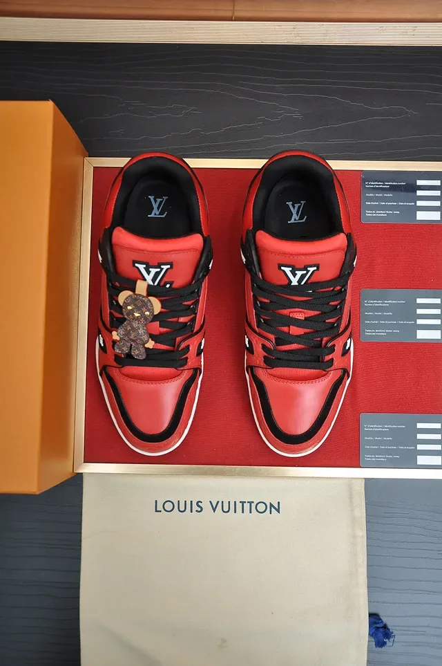 Louis Vuitton LV Trainer Tênis Vermelho Preto Monograma-Embossed Couro Solado Multicamadas Lifestyle Sneakers 5