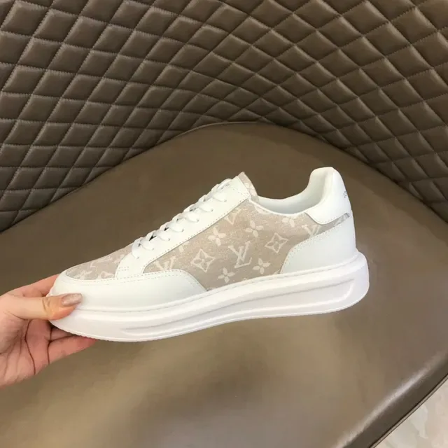 Louis Vuitton LV Trainer White Beige Low-Top Platform Sole Lifestyle Sneakers 3