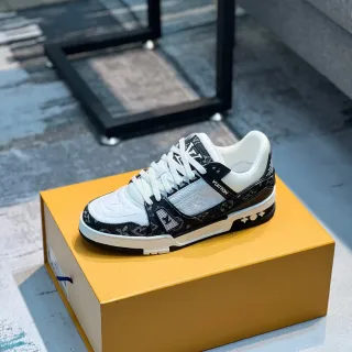 Louis Vuitton LV Trainer Branco e Preto Monogram Jacquard Alça multicamadas Lifestyle Sneakers
