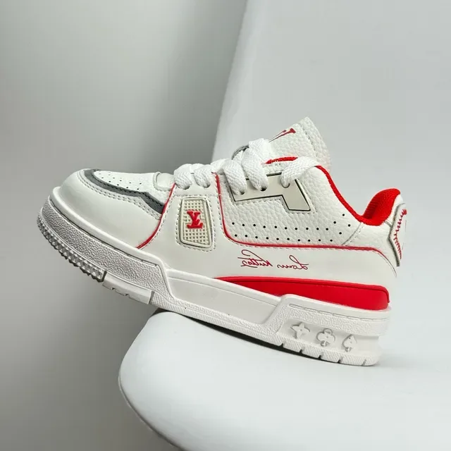 Louis Vuitton LV Trainer White Green Layered Leather Construction Perforated Toe Box Lifestyle Sneakers 12