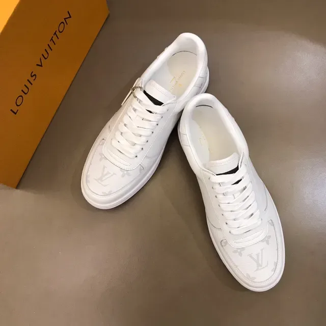Louis Vuitton LV Trainer White Monogram Leather Clean Lifestyle Sneakers 6