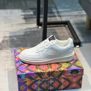 Louis Vuitton LV Trainer Blanco multicolor piel texturizado croc-embossed punta estilo de vida zapatillas