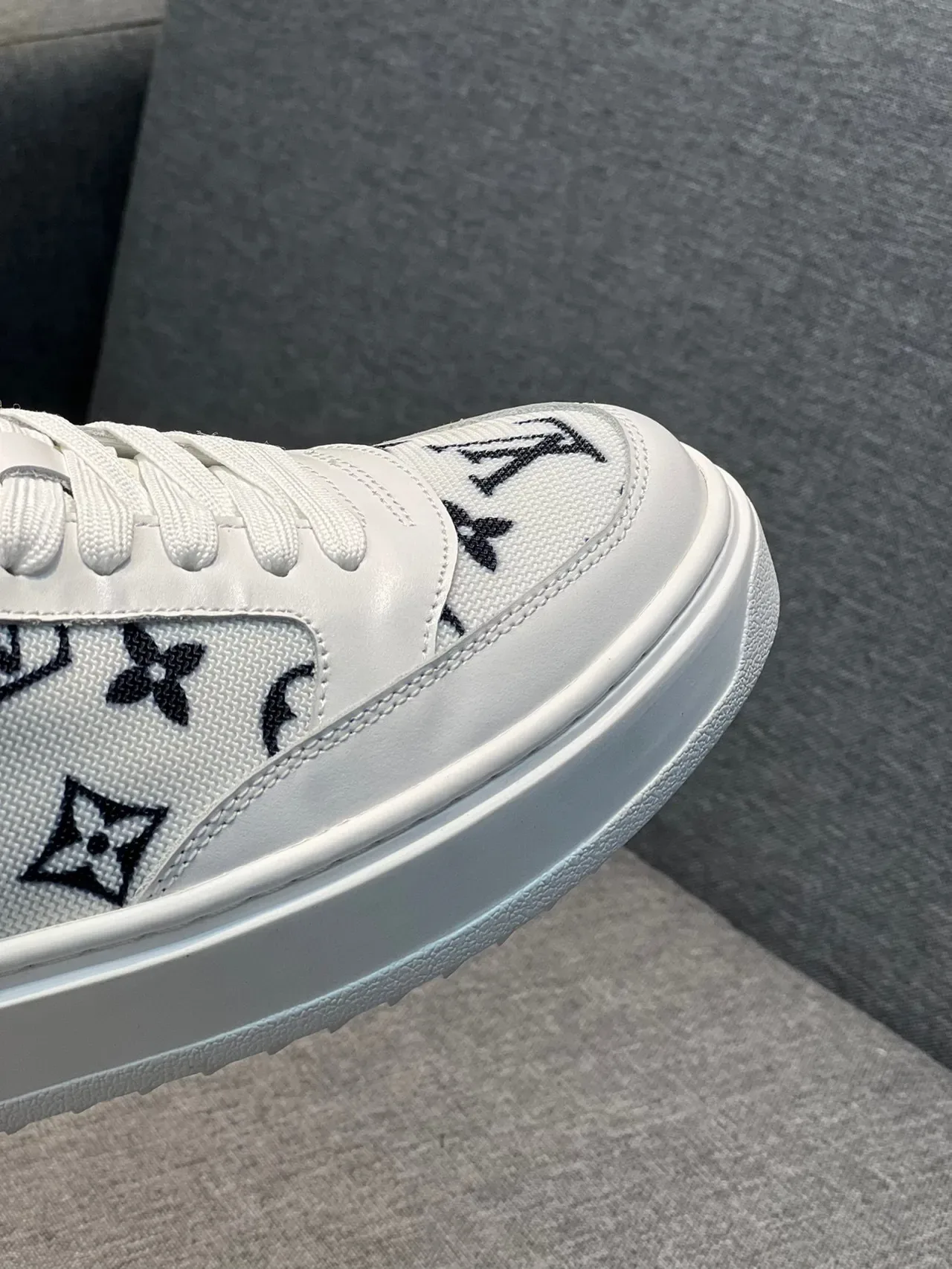 Louis Vuitton LV Trainer White Navy Monogram Canvas Leather Accents Lifestyle Sneakers 3