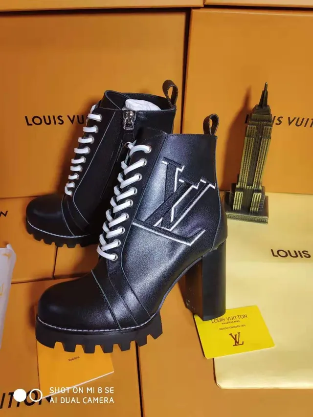Louis Vuitton 印花系带黑色踝靴 3