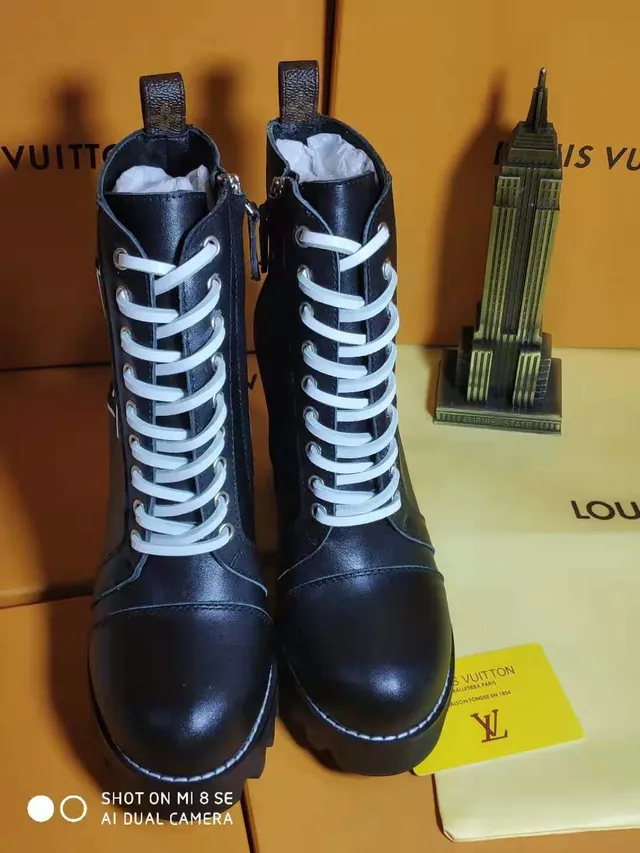 Louis Vuitton 印花系带黑色踝靴 4