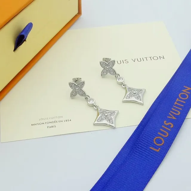 Louis Vuitton Monogram फूल असममित ड्रॉप ईयररिंग्स 6