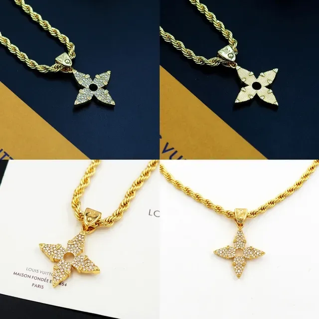 路易威登 Monogram 花朵 Pavé 水晶 黄金绳链 项链 2