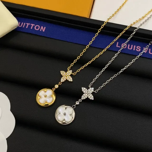 Colar Louis Vuitton Monograma Floral Prata Ouro Quatrofolha Pingente Cristal Pavé 8