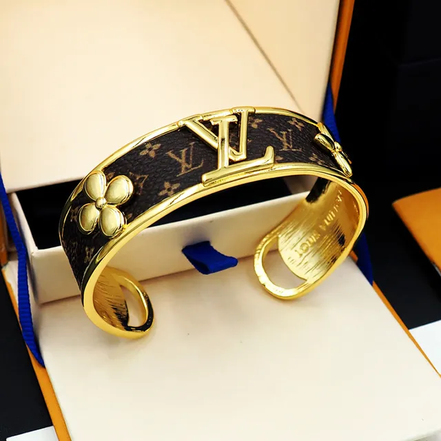 Louis Vuitton Monogram Leather and Gold-Tone Flower Cuff Bracelet 9