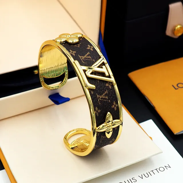 Louis Vuitton Monogram Leather and Gold-Tone Flower Cuff Bracelet 11