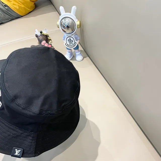 Louis Vuitton Monogram multicolor Negro Sombrero Bucket 8