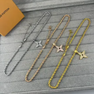Louis Vuitton Monogram Star Rope Chain Colar