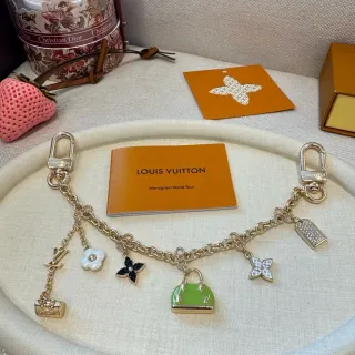Pulsera Louis Vuitton Monogram World Tour Multi-Charm Dorada