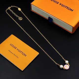 Louis Vuitton Monogram World Tour Colar de Esmalte e Pérola Rosa