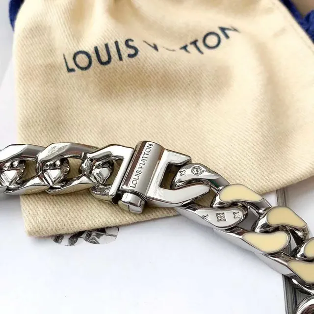 Louis Vuitton 多色 搪瓷 花押图案 曲链 项链 5