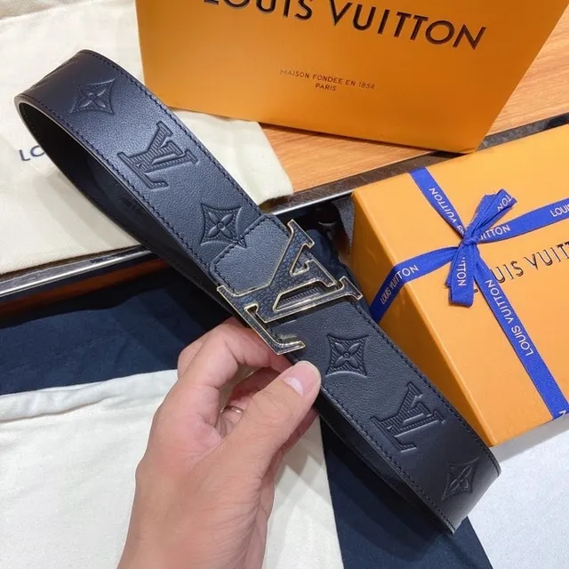 Louis Vuitton Navy Gold Oversized Metallic LV Buckle Embossed Monogram Leather Belt 3