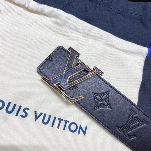 Louis Vuitton Navy Gold Oversized Metallic LV Buckle Embossed Monogram Leather Belt 8