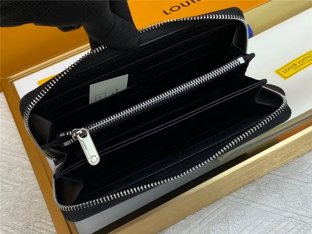 Louis Vuitton Billetera Larga Monograma Perforada Beige 4
