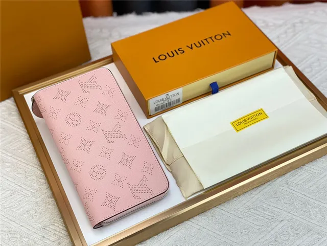 Louis Vuitton Billetera Larga Monograma Perforada Beige 11